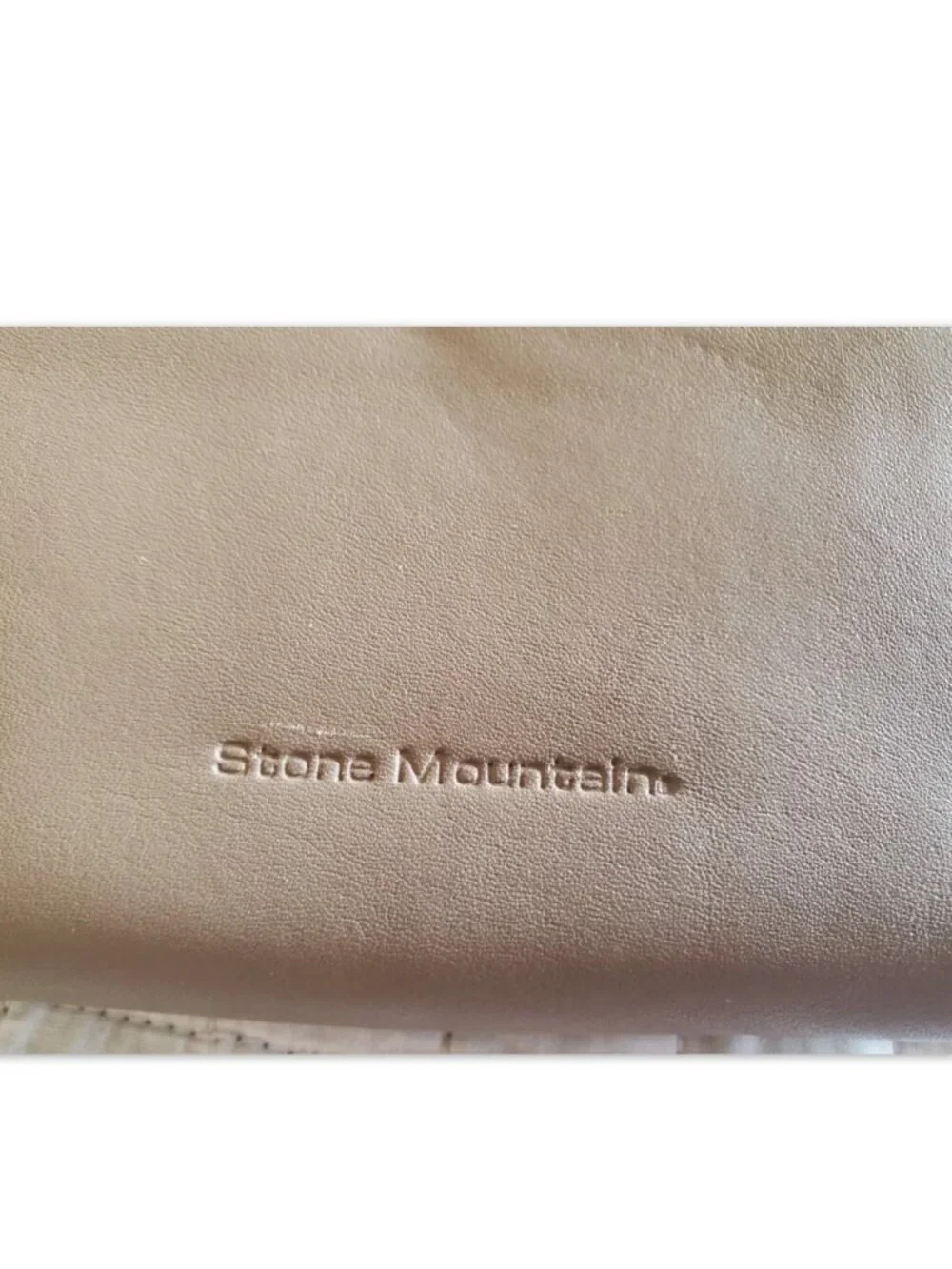 Stone Mountain Accessories women’s wallet
